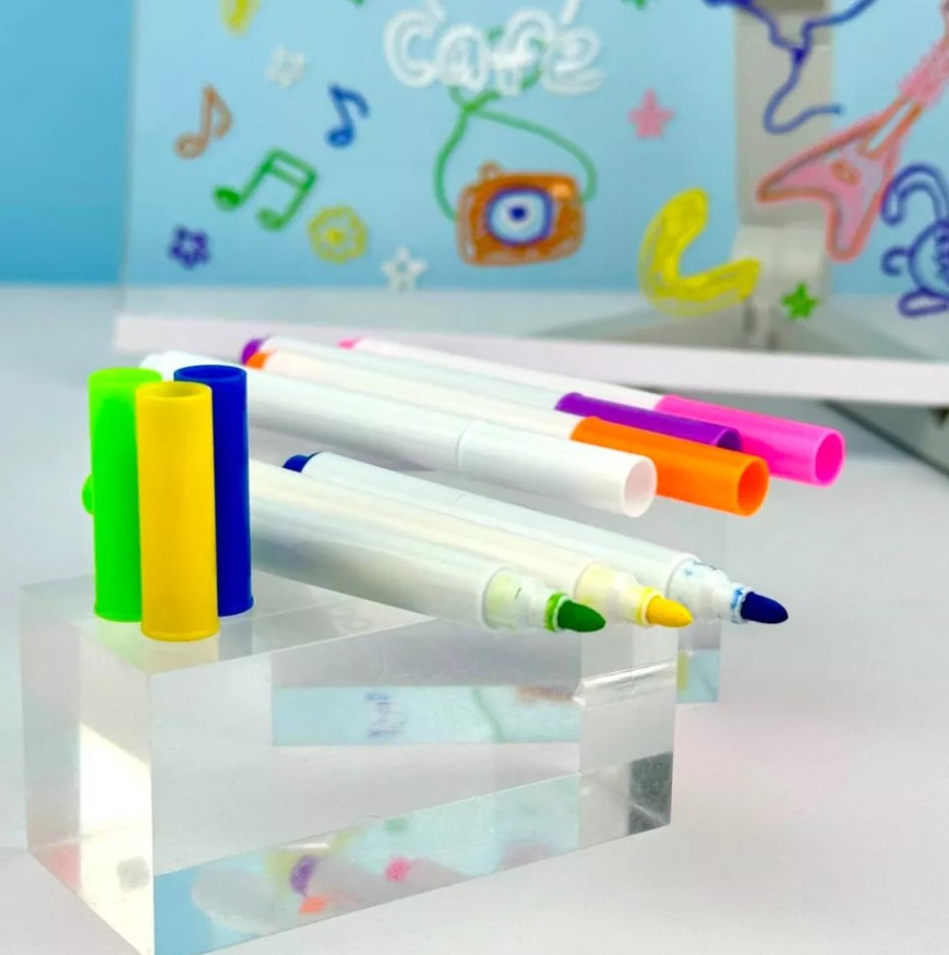 Pizarra Acrílica LED USB con Marcadores